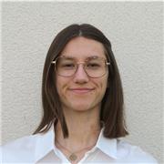 Tutrice pour l'aide aux devoirs et cours particuliers en Maths, Allemand, Anglais, Français, SVT